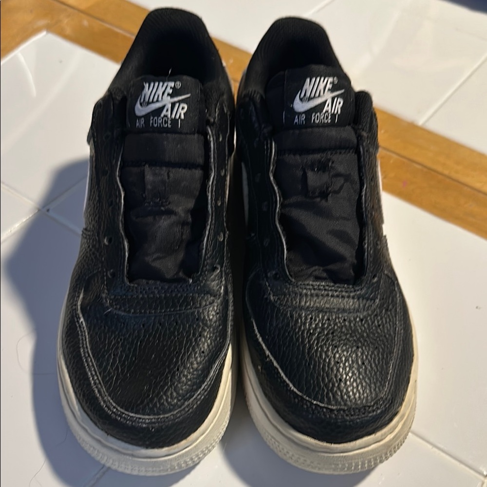 Nike Air Force 1 Black Sneakers